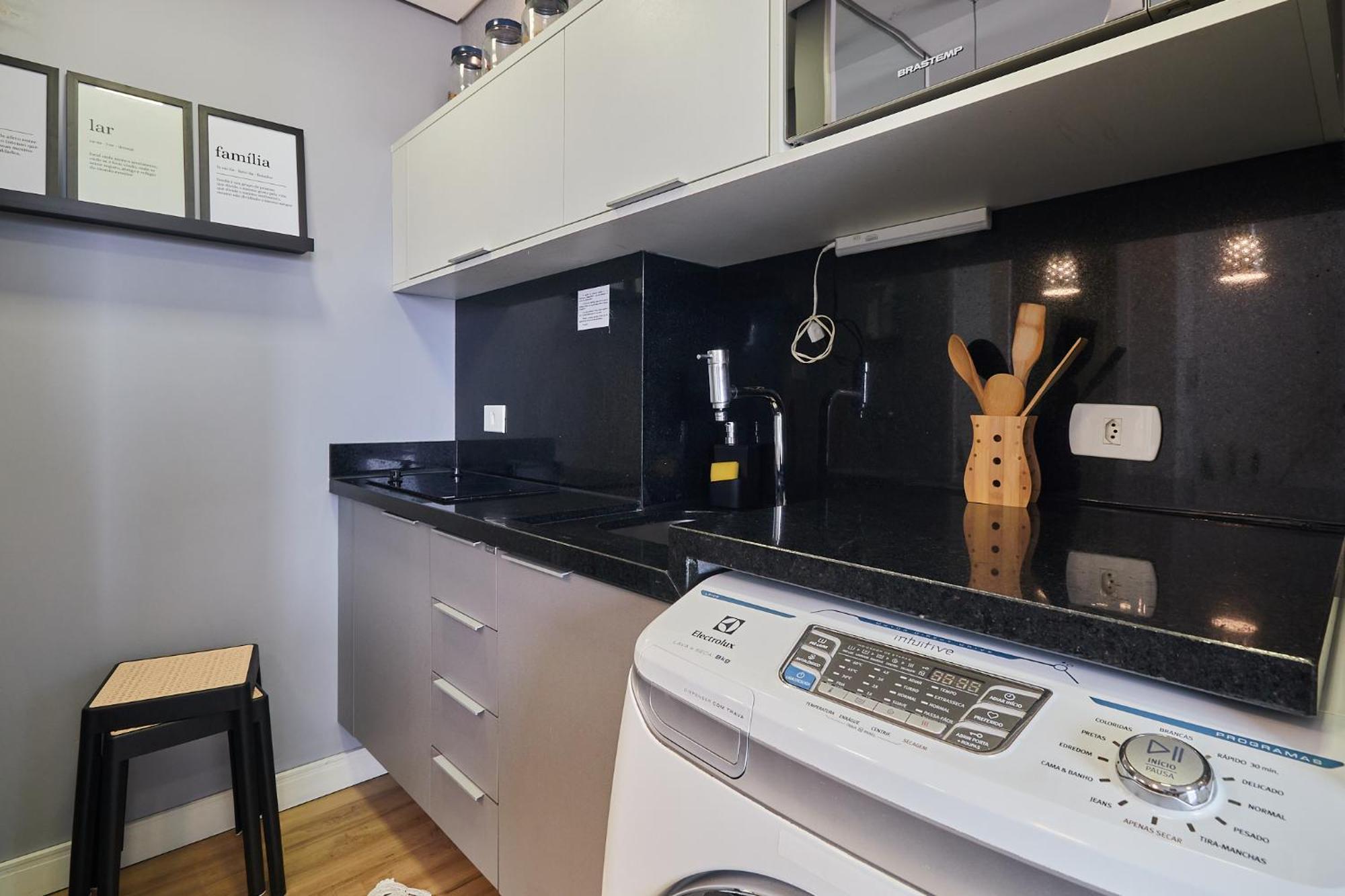 Estudio Aconchegante No Centro De Curitiba - Ar Condicio E Localizacao Perfeita! Zewnętrze zdjęcie